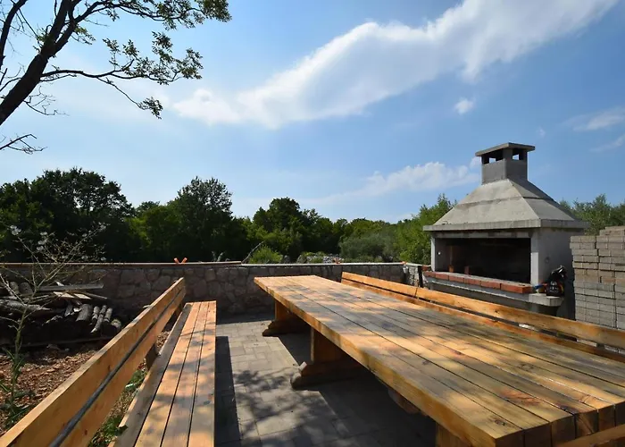 Sara Малинска